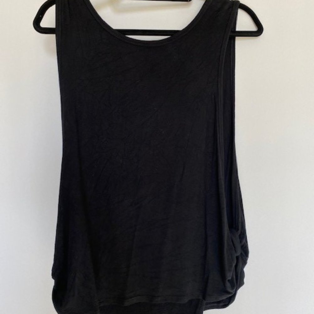 Splendid open arm swing tank top